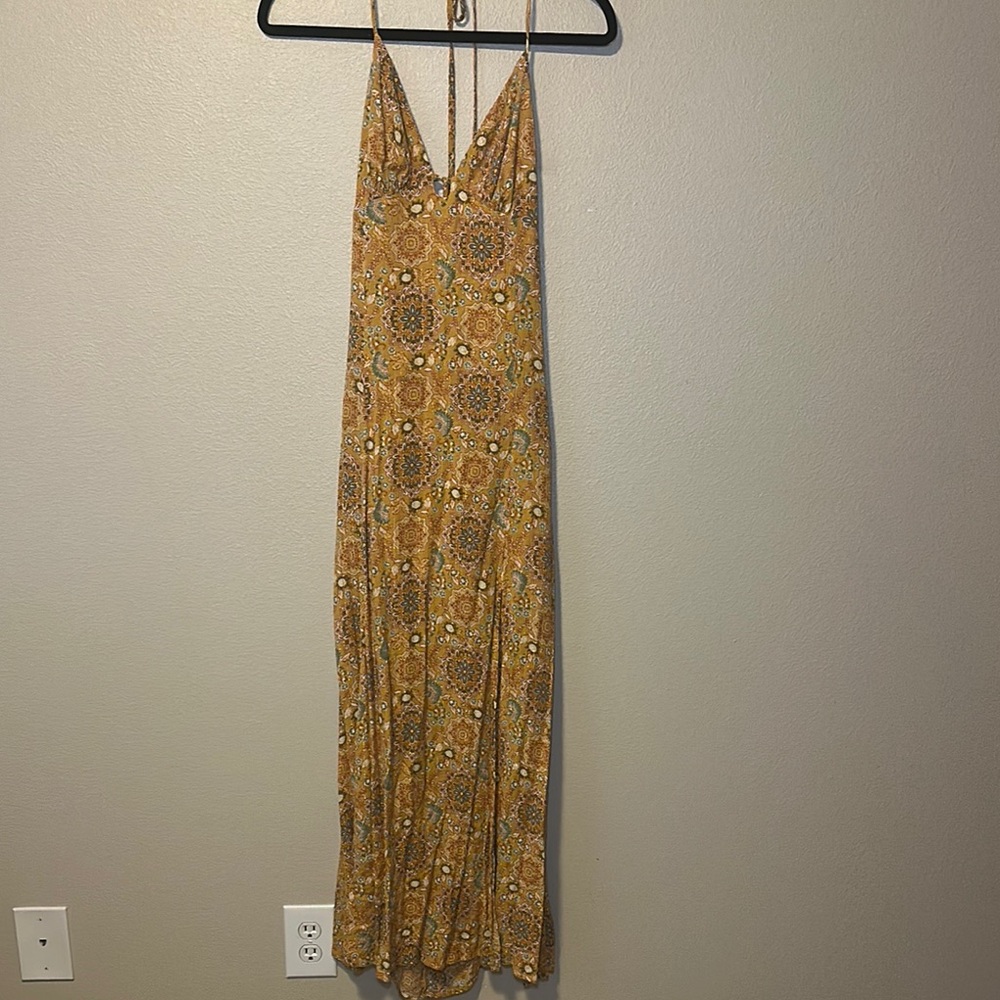 En Creme Yellow Spaghetti Strap Sundress Maxi